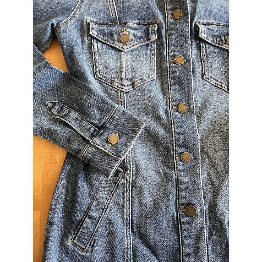 Women's Liverpool Jeans Company Long Denim Jacket Sz XS Tapered Waist Buttons - Picture 3 of 11